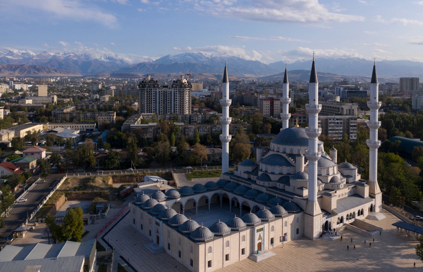 Отели Кыргыстана из Омска